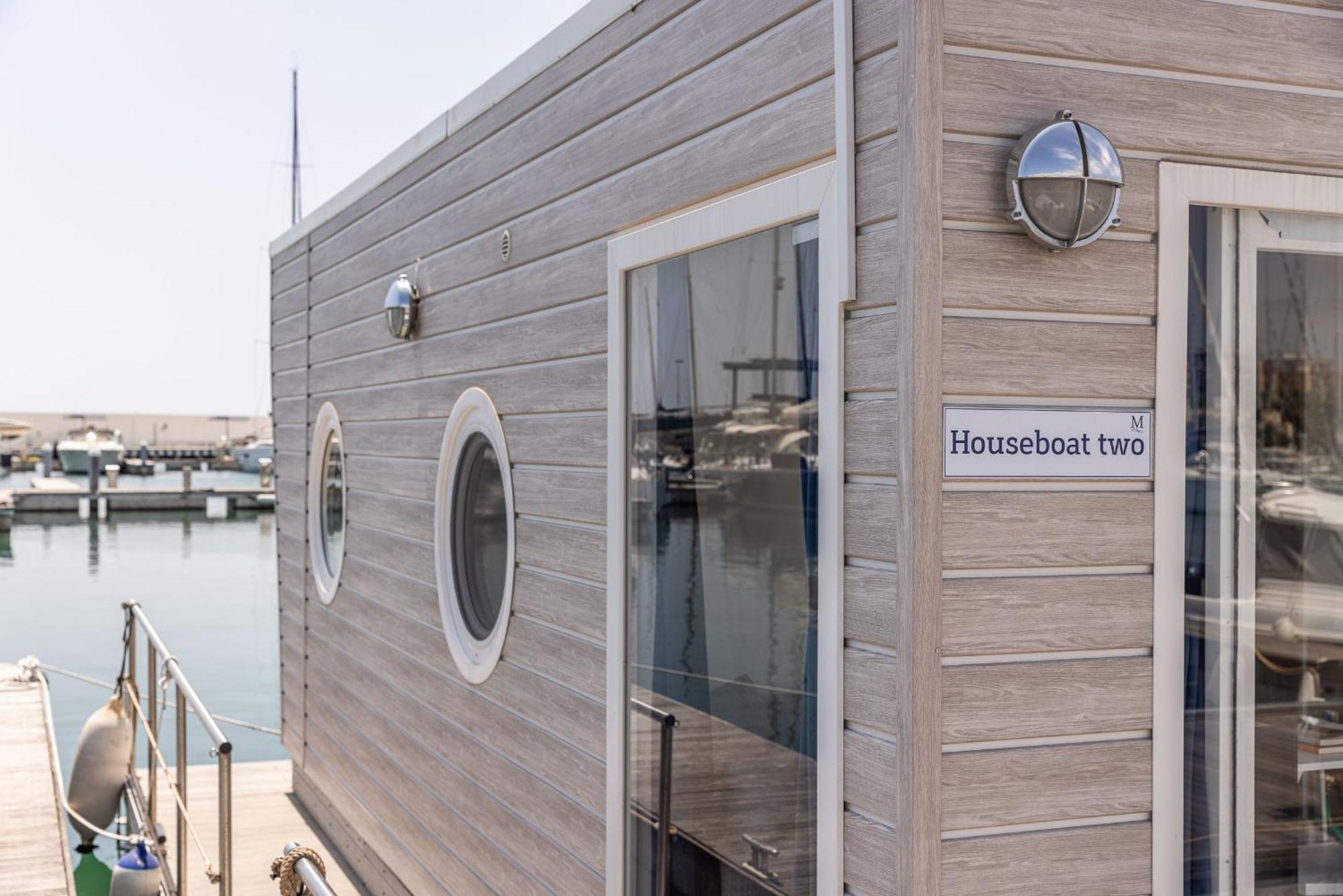 Отель Marina Del Gargano Houseboat Манфредония Экстерьер фото